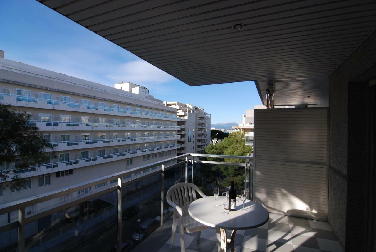 Zeus Montblanc Apartment Salou Luaran gambar