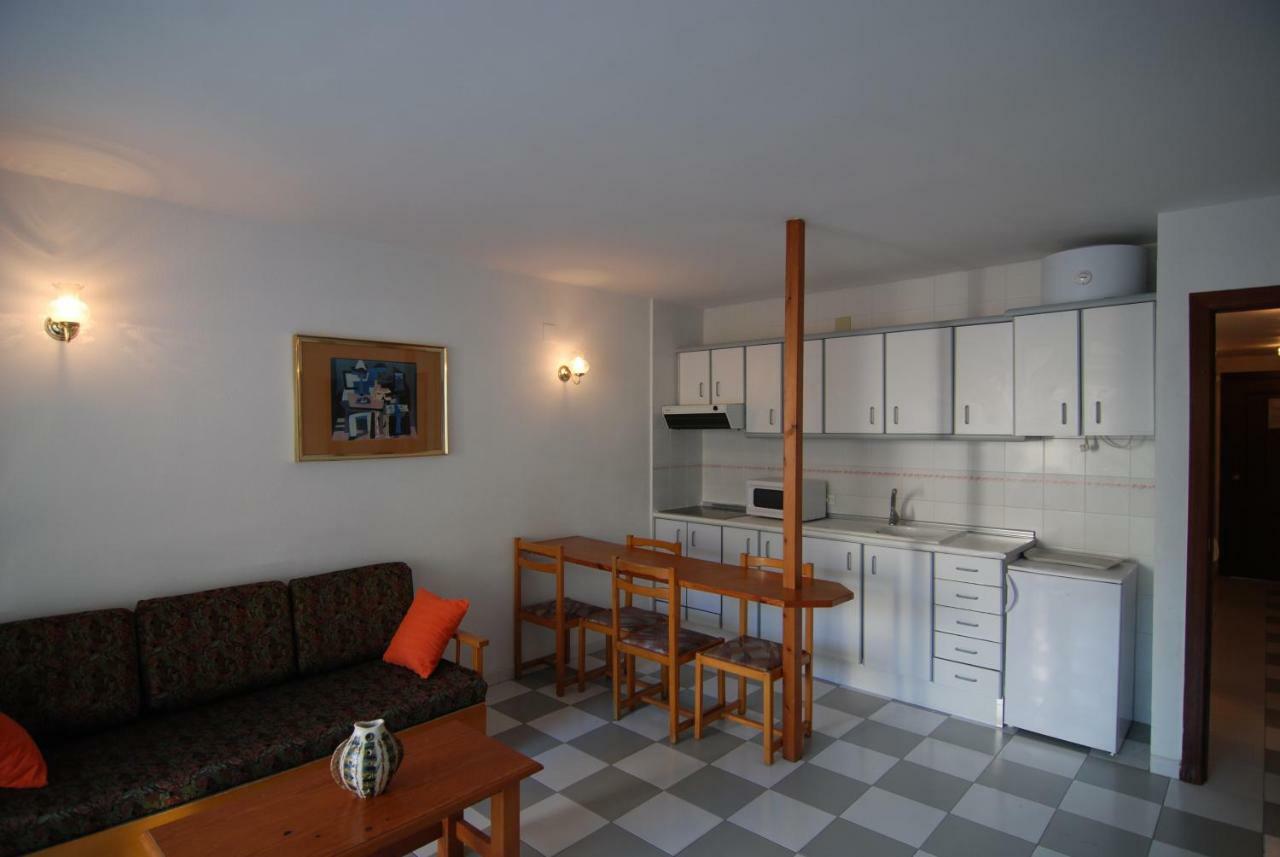 Zeus Montblanc Apartment Salou Luaran gambar